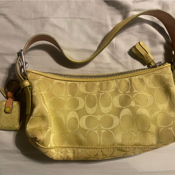 Y2k Coach Signature Demi Baguette Purse (chartreuse) - Picture 2 of 3